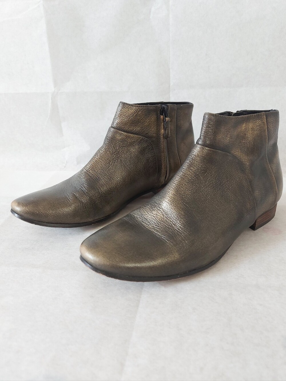 Cole Haan Allen Metallic Burnished Bronze Leather Women Zip Ankle Bootie 7.5 B
